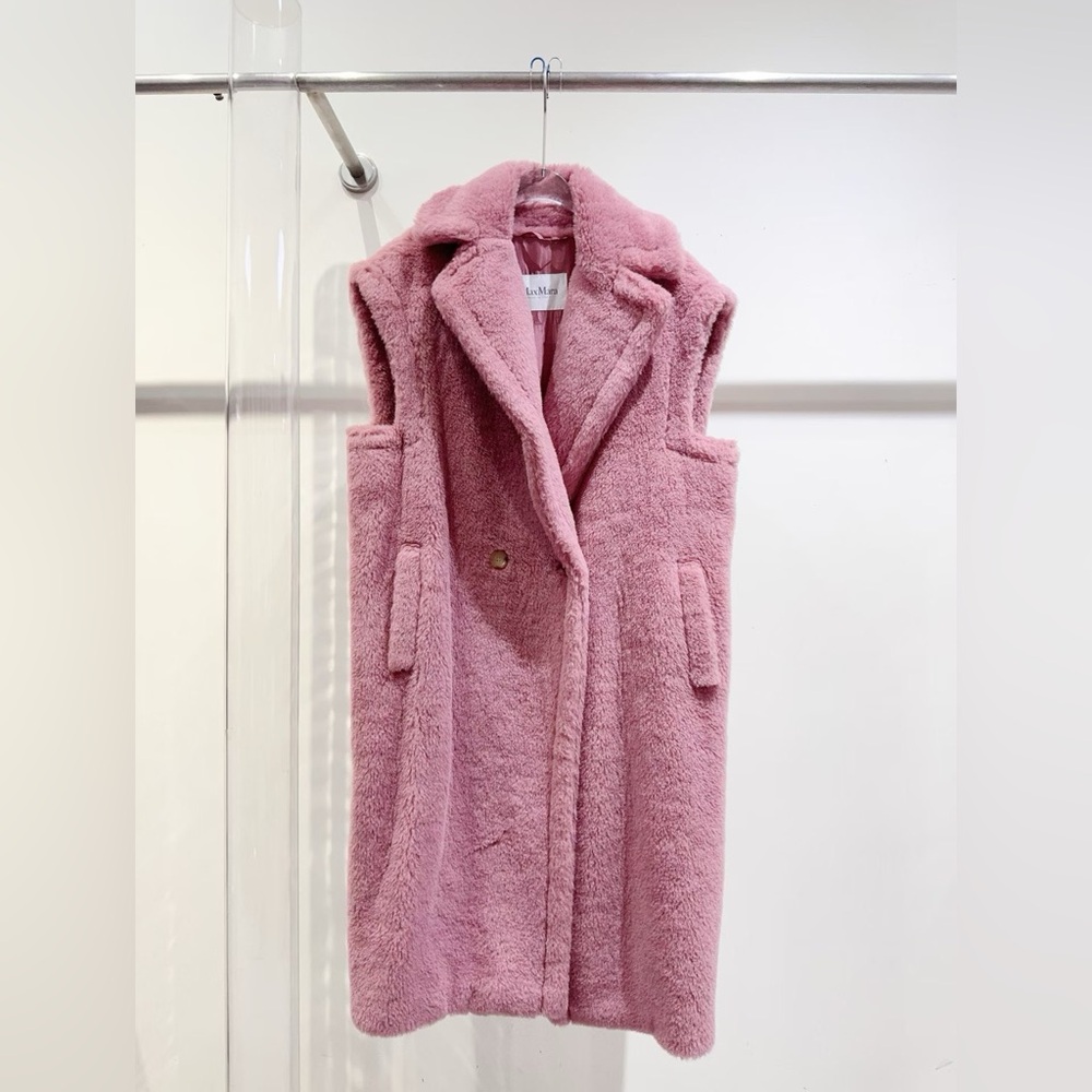 š¹restock authentic MaxMara Pink Teddy Sleeveless Jacket